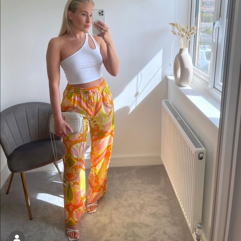 ZARA PRINTED PAJAMA-STYLE PANTS